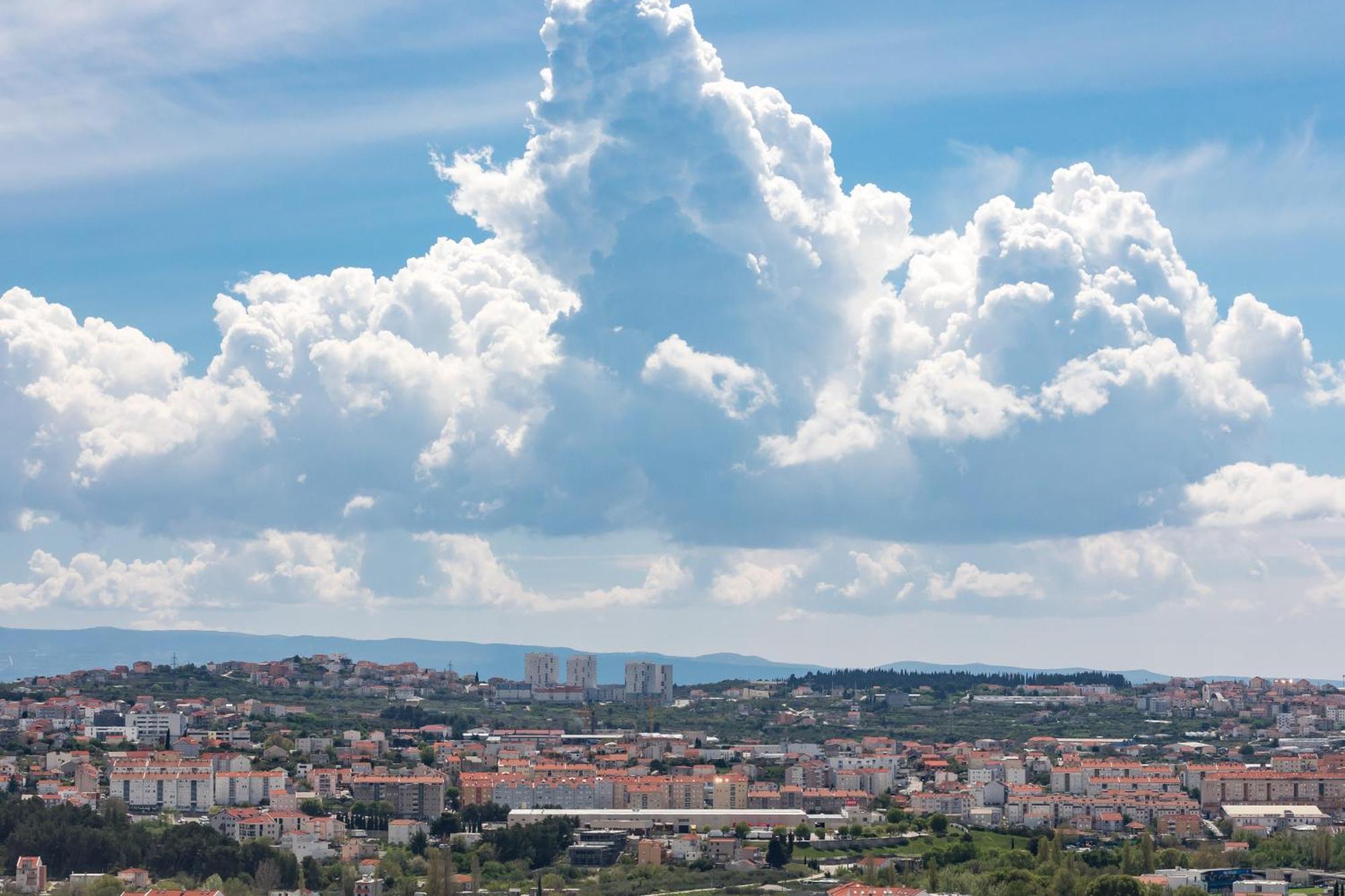 Apartments Villa Salona Sky Solin Quarto foto
