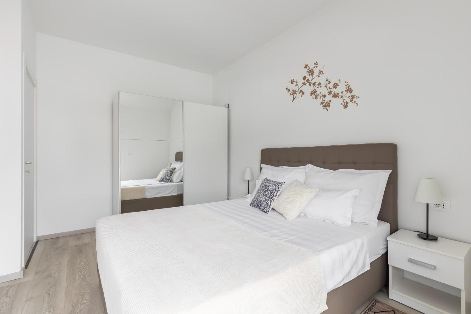 Apartments Villa Salona Sky Solin Quarto foto