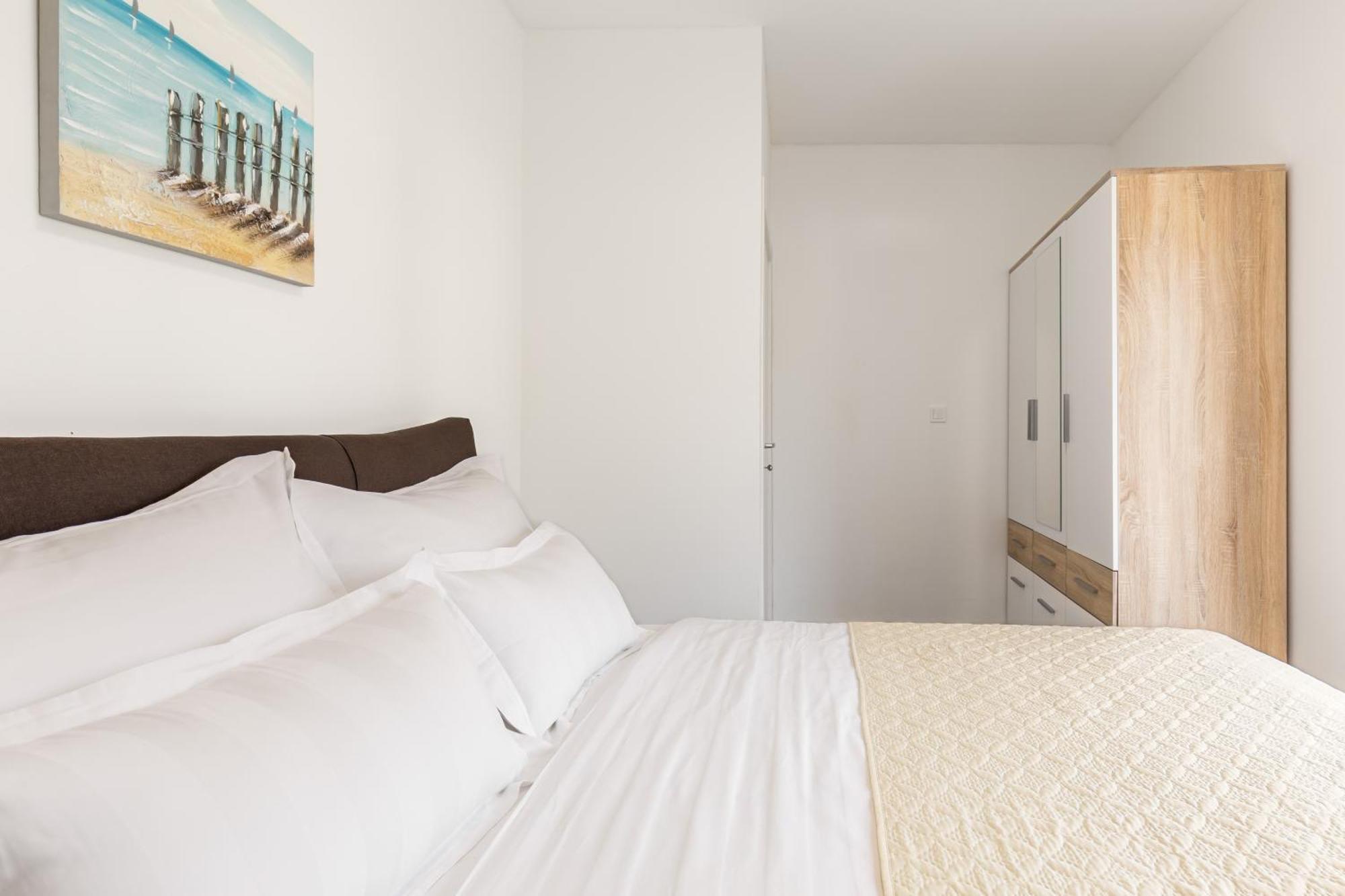 Apartments Villa Salona Sky Solin Quarto foto