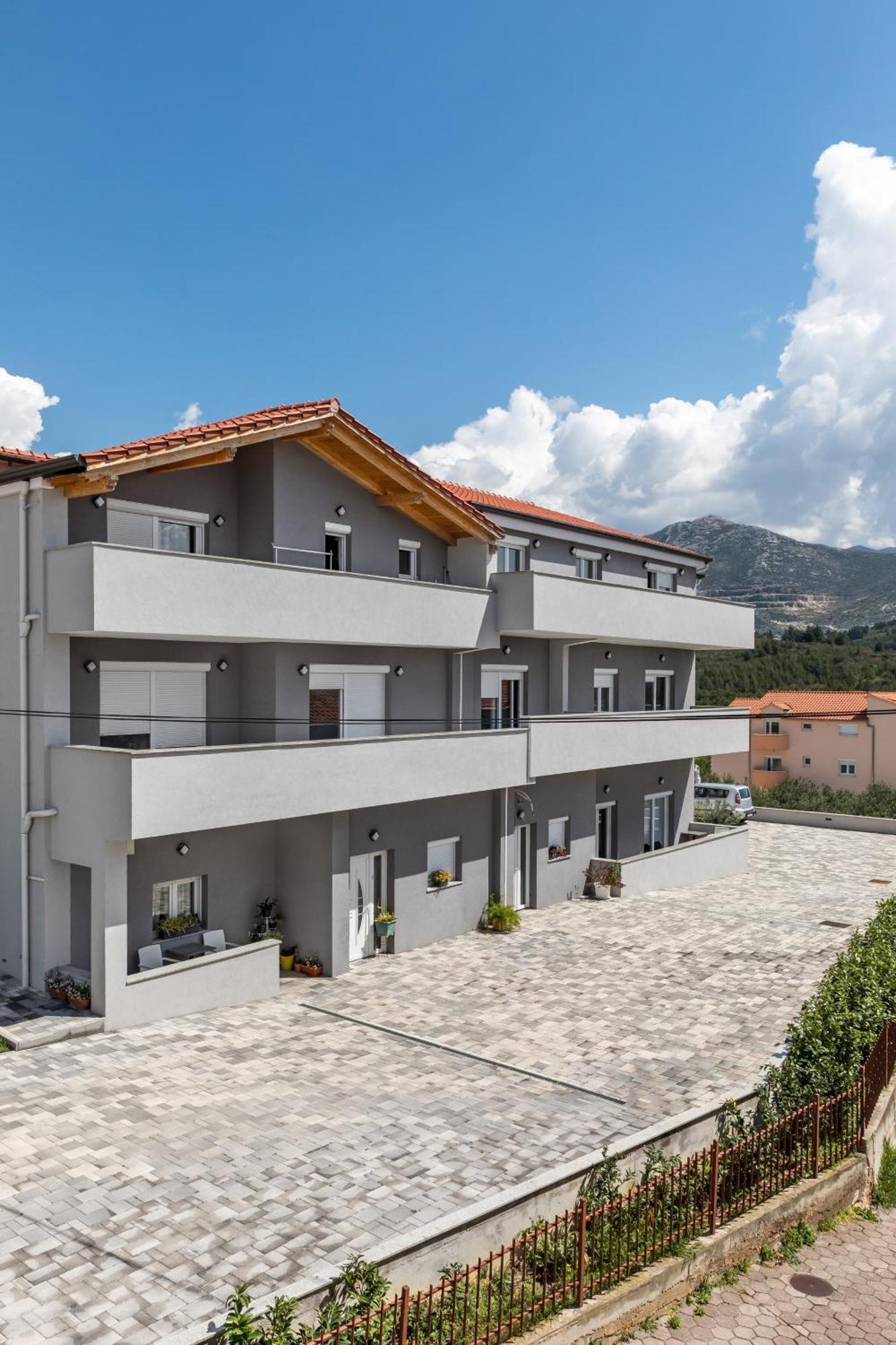 Apartments Villa Salona Sky Solin Quarto foto